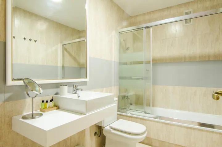 Bright & Spacious- City Center- 2Rooms-2Bathrooms Мадрид Экстерьер фото